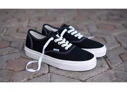 Hướng dẫn cách chọn size giày Vans Authentic cực chuẩn