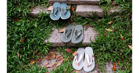 Khác biệt trong từng bước chân cùng dép kẹp nam Sneaker Buzz