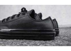 Những đôi giày Converse All Black ấn tượng không phải tín đồ nào cũng biết!