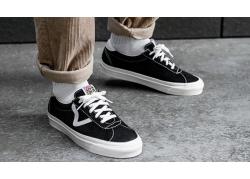 Top 4 mẫu giày Vans nam cổ thấp được cộng đồng sneakerhead săn đón