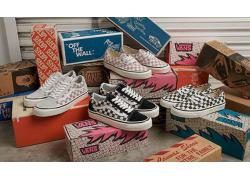 Tất đi với giày Vans - Item không thể thiếu trong tủ giày của bạn