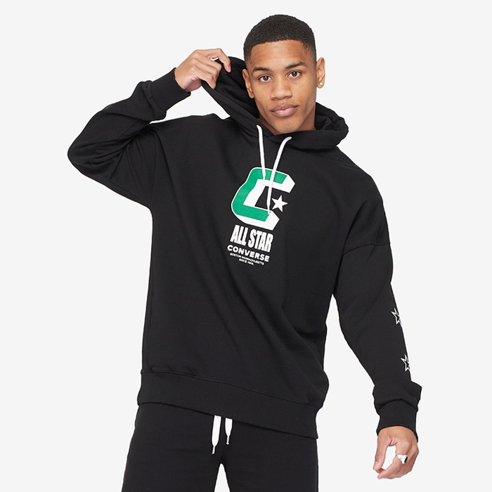 Áo Hoodie Converse - một phần quen thuộc của phong cách streetwear 