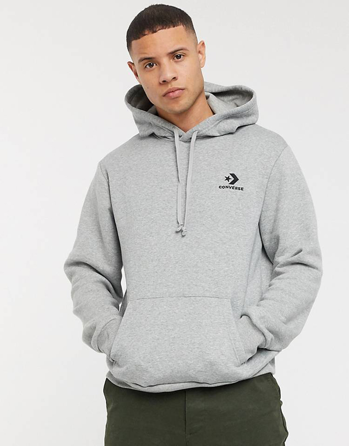 Áo Hoodie Converse - một phần quen thuộc của phong cách streetwear 