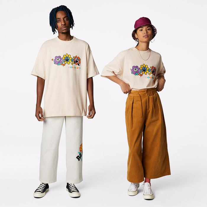 Lựa chọn một mẫu áo thun Converse nữ chào đón những outfit năng động 