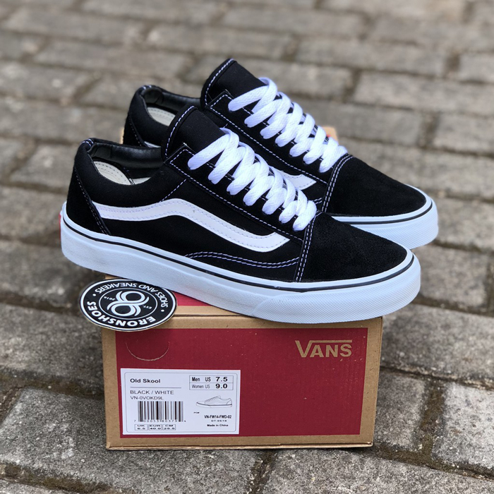 Đâu là cách bảo quản giày Vans Old Skool hiệu quả mà lại bền lâu 