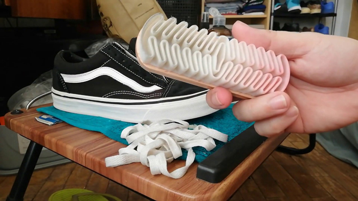 Đâu là cách bảo quản giày Vans Old Skool hiệu quả mà lại bền lâu 