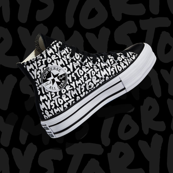 Các thiết kế Converse đen trắng cổ cao nổi bật chỉ với gam màu đơn giản 