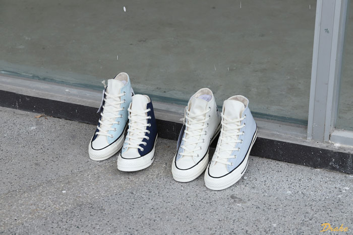Tạo nét cá tính riêng khi trên chân mẫu giày Converse 1970s xanh navy