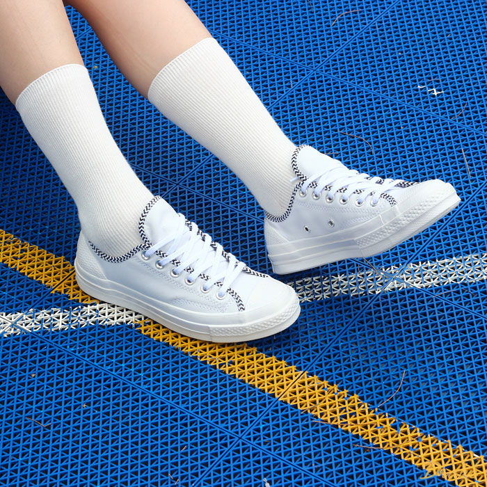 Cùng Converse 70s low đón đầu những outfit năng động, phóng khoáng nhất