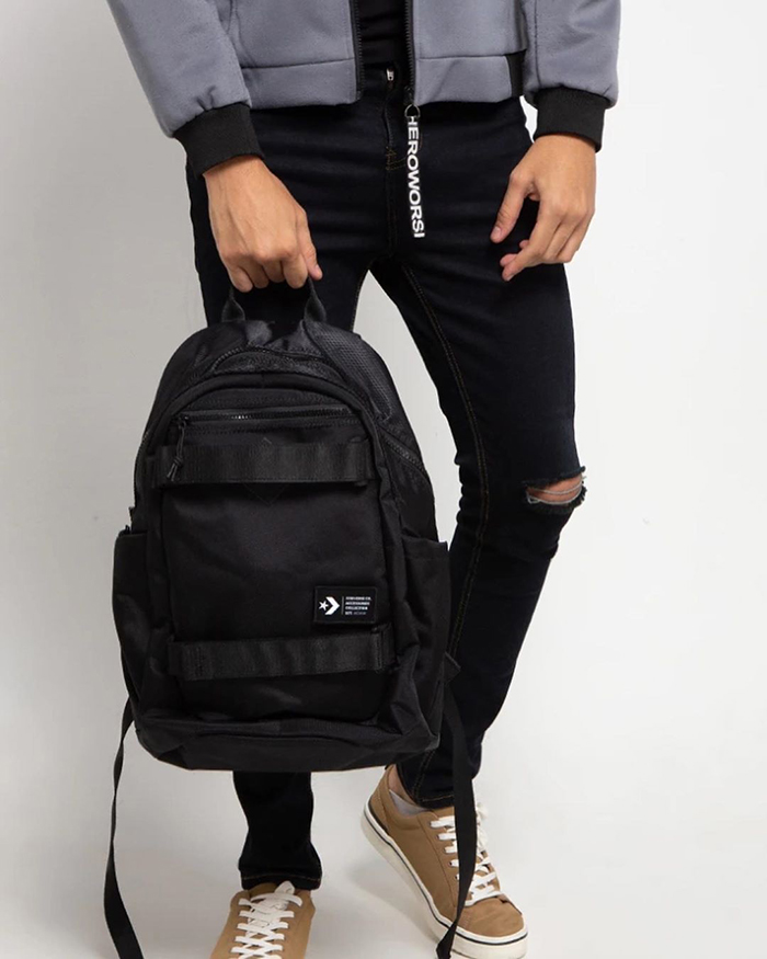 Converse Backpack – Item tiện dụng mà bạn không thể thiếu