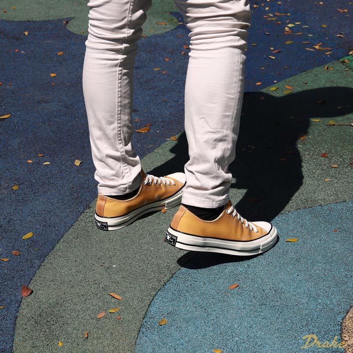 Converse vàng - Sắc màu cho nguồn năng lượng mới 