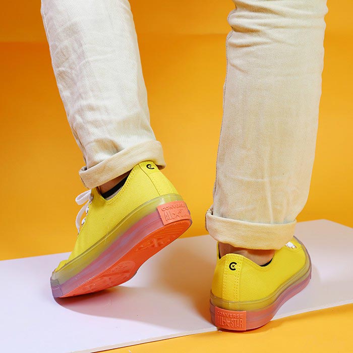 Converse vàng - Sắc màu cho nguồn năng lượng mới 