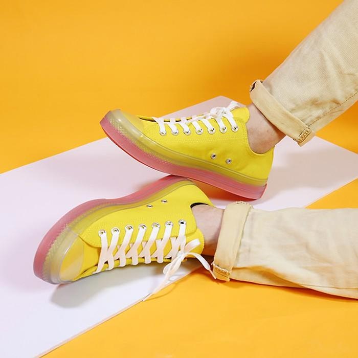 Converse vàng - Sắc màu cho nguồn năng lượng mới 