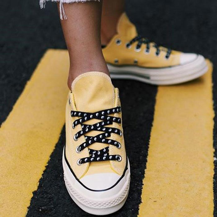 Converse vàng - Sắc màu cho nguồn năng lượng mới 