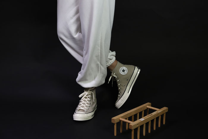 Giày Converse cao cổ nữ và những sải bước thật tự tin