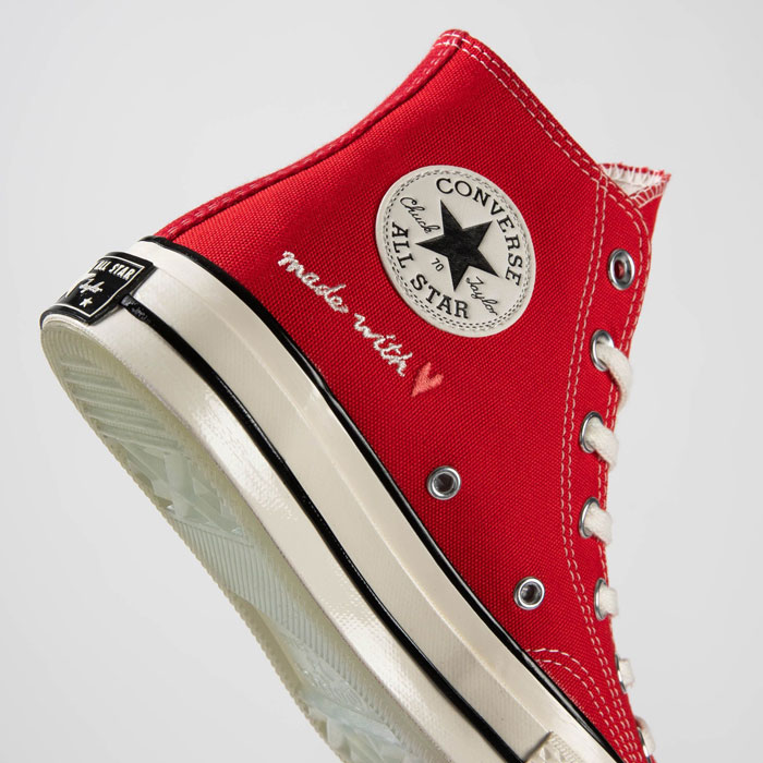 Giày Converse cao cổ nữ và những sải bước thật tự tin