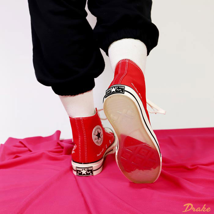 Giày Converse cao cổ nữ và những sải bước thật tự tin