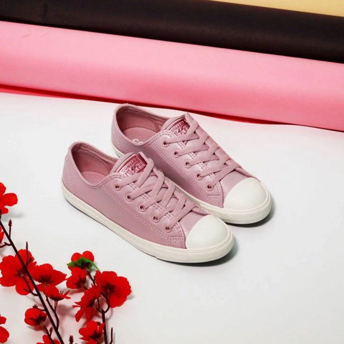 Giày Converse hồng - gam màu sành điệu cho mọi cô nàng chuộng sneaker 