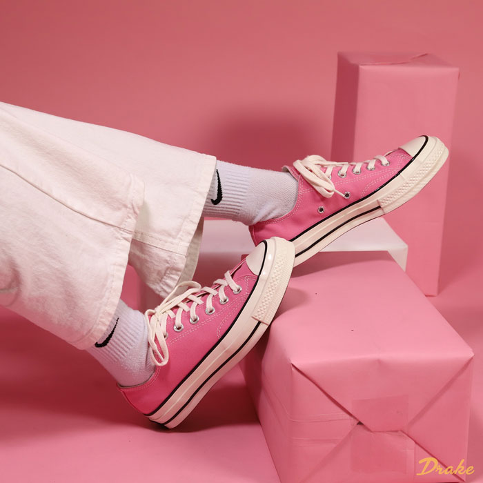 Giày Converse hồng - gam màu sành điệu cho mọi cô nàng chuộng sneaker 