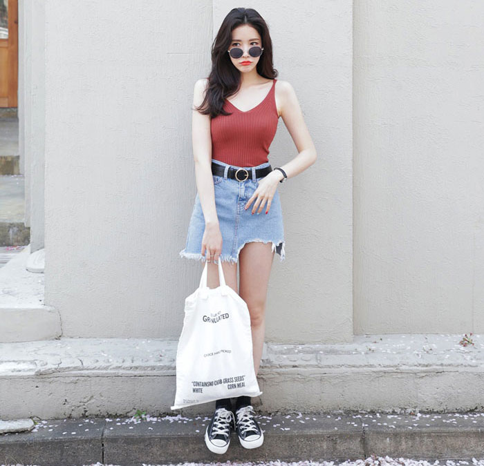 Giày Converse nữ phối đồ thổi tan những outfit nhàm chán thường ngày 