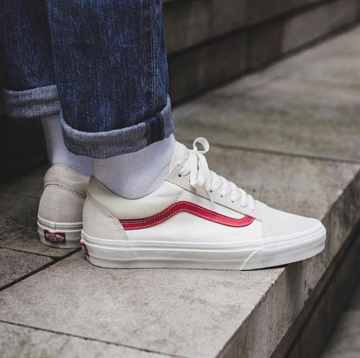 Giày Vans Old Skool sọc đỏ - điểm nhấn mang giá trị thẩm mỹ thương hiệu