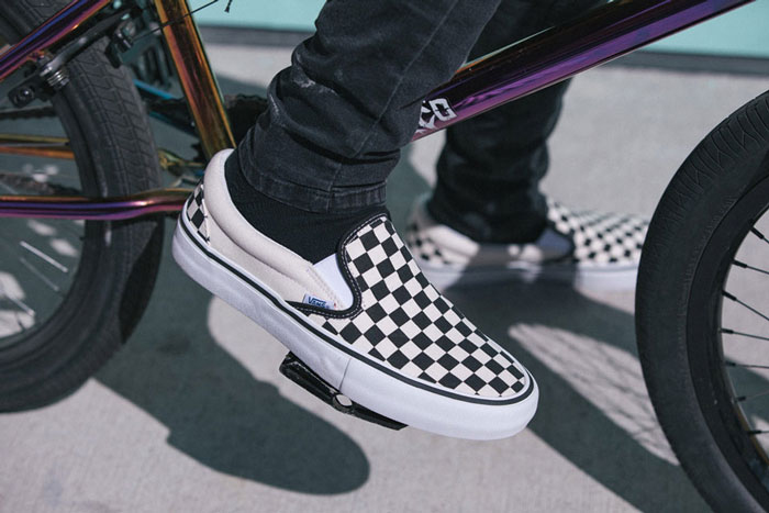 Giày Vans Slip-On caro mang ngoại hình đơn giản nhưng đầy tính kinh điển 