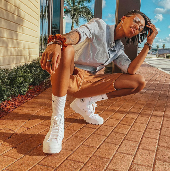 Style Calendar: Quần nào hợp với giày Converse cao cổ