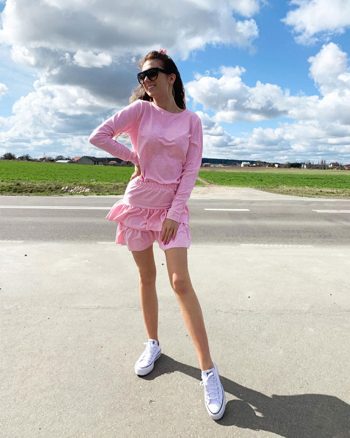 Sneaker nữ Converse - “phép cộng” hoàn hảo của mọi outfit thời thượng 