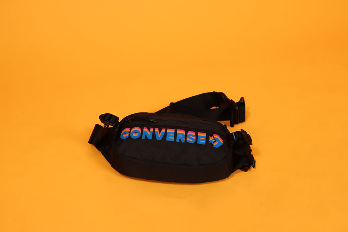 Nhỏ gọn và linh hoạt - Túi Converse Cross Body phù hợp với mọi hành trình 
