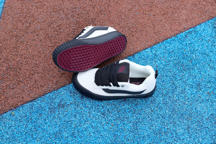 Khám phá vẻ đẹp “ẩn mình” trong Vans In The Shadows