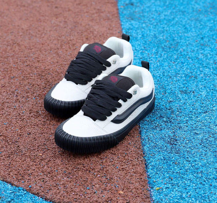 Khám phá vẻ đẹp “ẩn mình” trong Vans In The Shadows