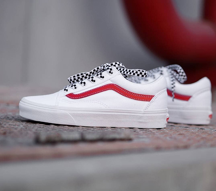 Vans Old Skool trắng sọc đỏ làm nên sự khác biệt từ chi tiết nguyên bản