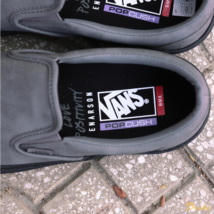 Vans Slip-On đen - nguồn cảm hứng linh hoạt biến hóa với mọi phong cách
