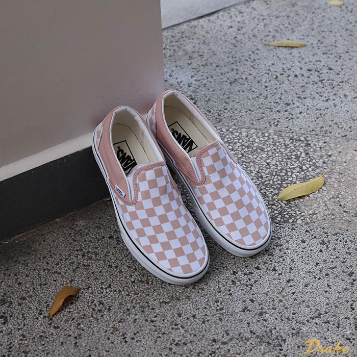 Chinh phục mọi bản phối thông qua phiên bản Vans caro hồng