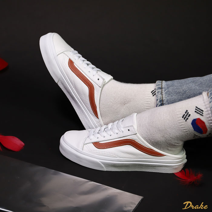 Sở hữu một đôi Vans trắng món “bảo bối” phù hợp với mọi trang phục 