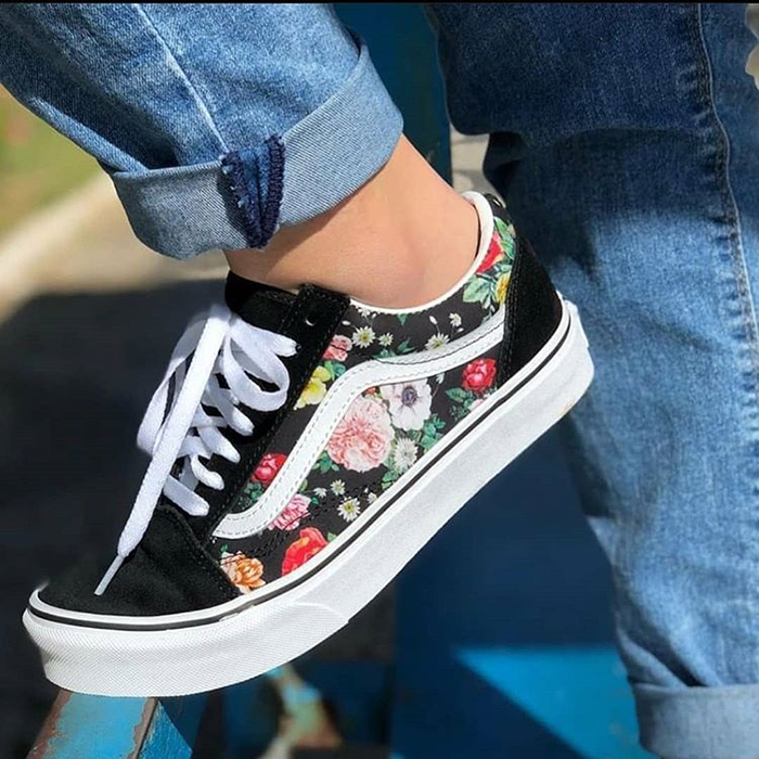 Rực rỡ dưới ánh vầng dương cùng những mẫu giày Vans Floral đẹp lộng lẫy