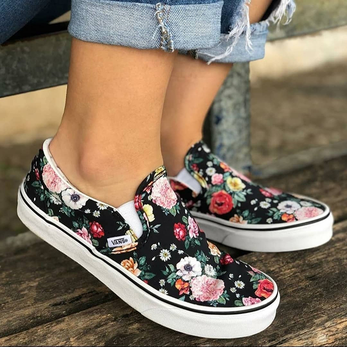 Rực rỡ dưới ánh vầng dương cùng những mẫu giày Vans Floral đẹp lộng lẫy