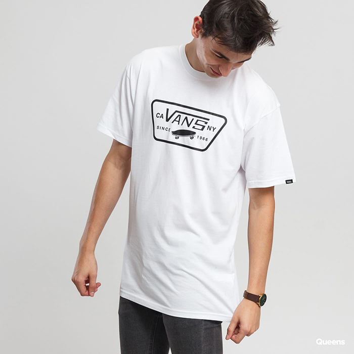  Áo Vans Off The Wall khiến bao tín đồ không thể rời mắt