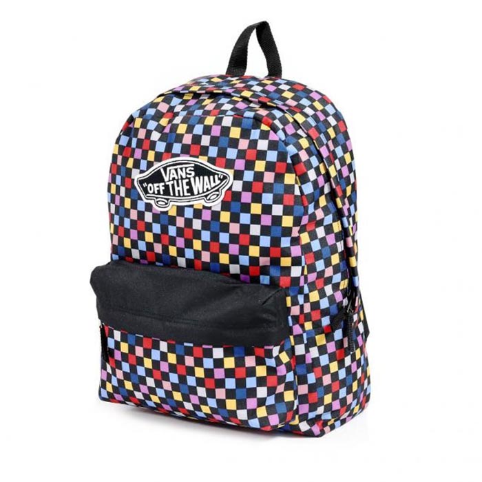 Không chỉ là vẻ thời trang, balo Vans Checkerboard còn chứa đựng nhiều hơn thế