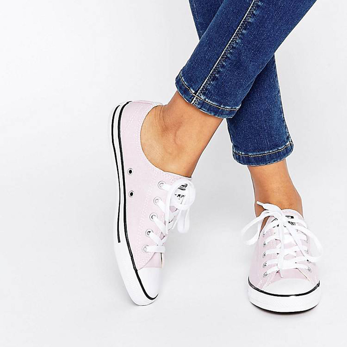 Tìm hiểu về bộ sưu tập các dòng giày Converse nữ thời thượng cho phái đẹp