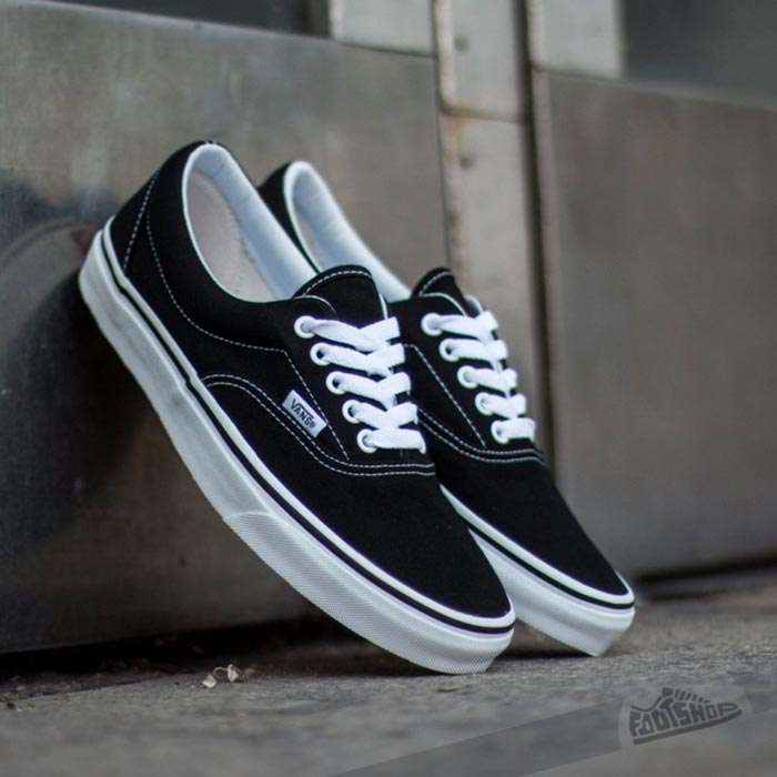 Nhận diện các loại giày Vans qua đặc điểm thiết kế đặc trưng