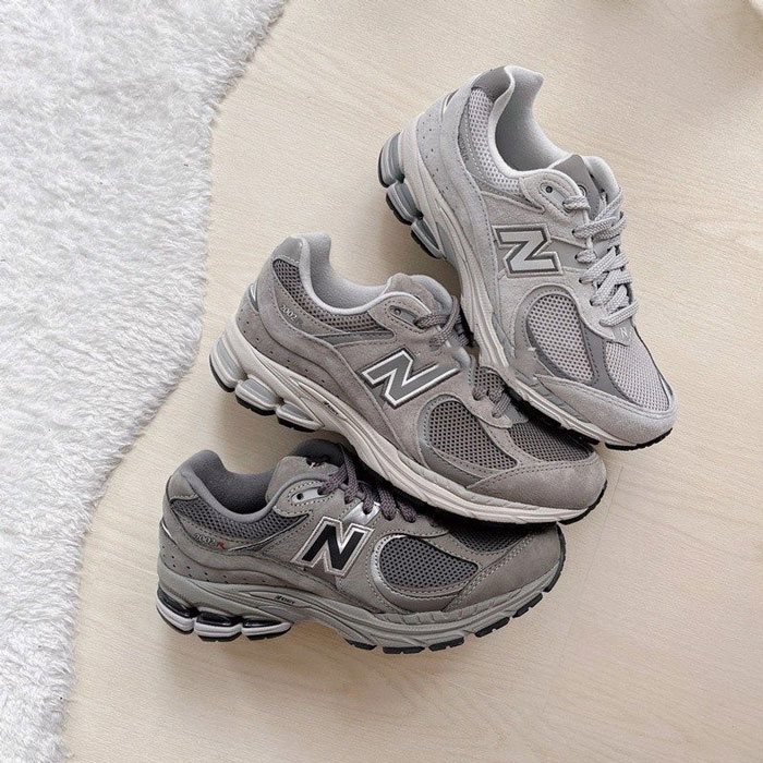 Cách giặt giày New Balance da lộn cực đơn giản ngay tại nhà 