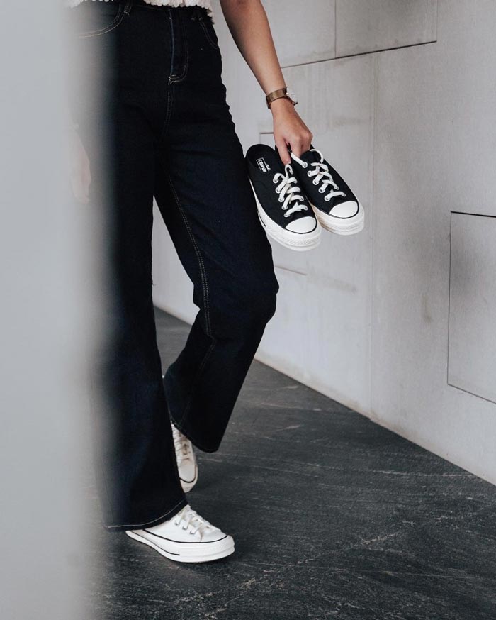 Thỏa sức sáng tạo với giày Converse đạp gót trong tủ đồ của bạn