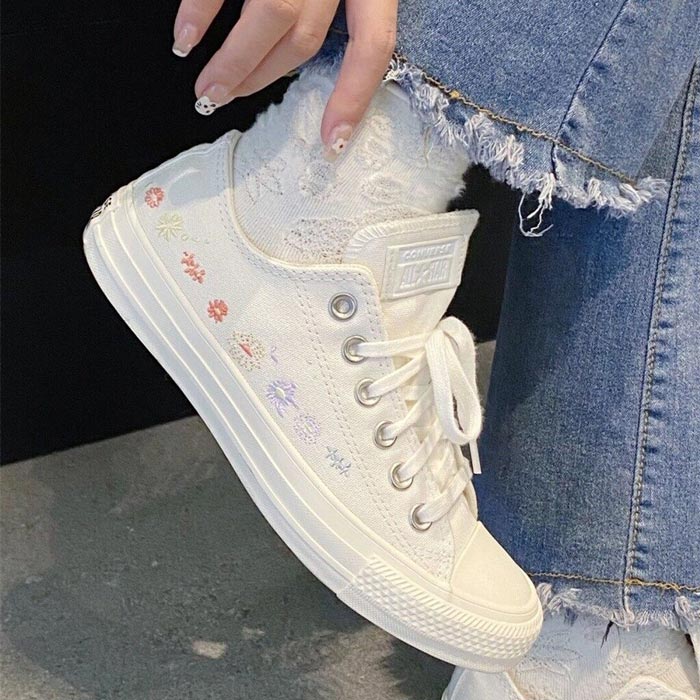 Converse Flower và những điểm nhấn thú vị trong thiết kế