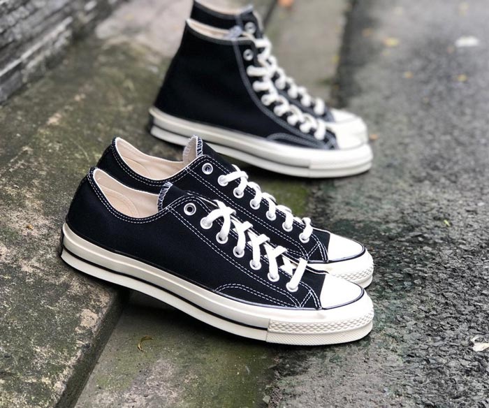 Giày Converse đen - Phá vỡ mọi nguyên tắc mix-match