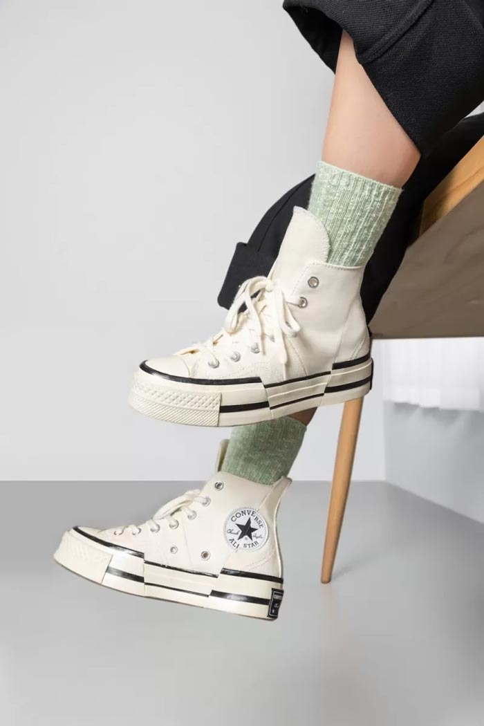 Đắm chìm với những mẫu Converse 1970s white high trứ danh 