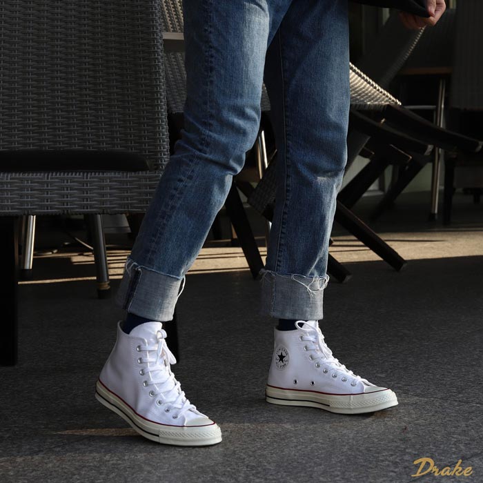 Đắm chìm với những mẫu Converse 1970s white high trứ danh 