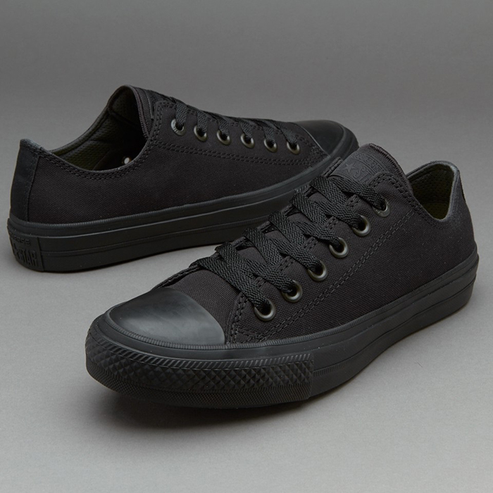 Tự tin với diện mạo lôi cuốn cùng những phiên bản Converse All Star Black