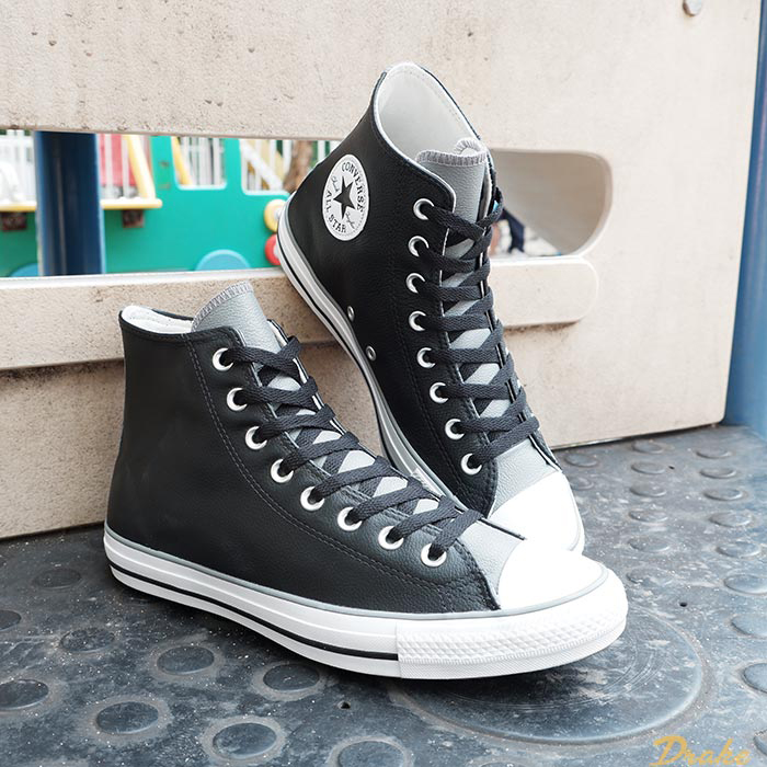Nổi bật với phong cách ấn tượng cùng những mẫu giày Converse Black Leather
