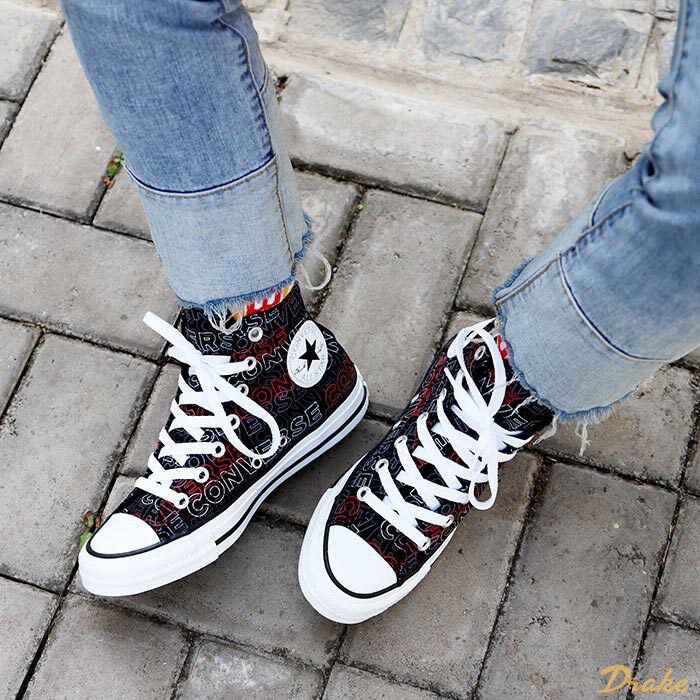 Converse cổ cao đen - Item giúp bạn chinh phục mọi phong cách